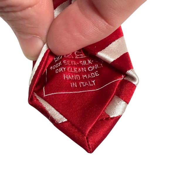Italo Ferretti Men's Red White Diagonal Striped Silk Tie Italy Silvi Marina - Picture 3 of 12